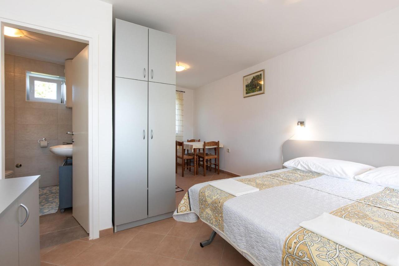 Apartmani "Ruza" Porat  Kültér fotó